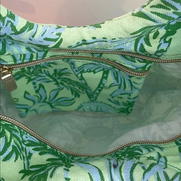LILLY PULITZER Small Green Tropical Print Bamboo-Handle Tote Bag NWOT - Picture 5 of 6